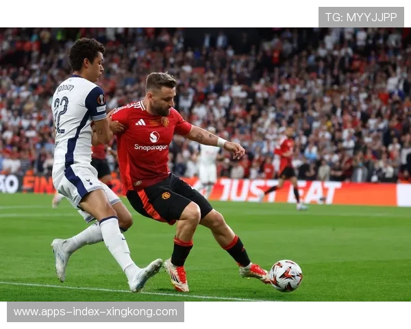 托特纳姆热刺与曼联防守漏洞与进攻契机分析双向对比