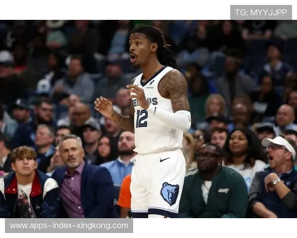 克莱回应莫兰特:搞笑!你还没资格 克莱回应莫兰特:搞笑!你还没资格