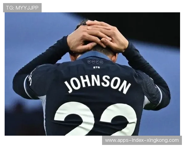 孙兴慜急停后送出反脚传球，热刺纵深推进能力一流