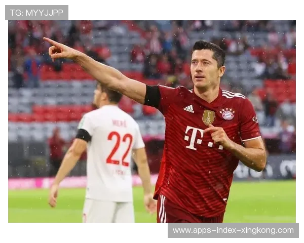 布鲁诺直塞穿透中路助攻队友破门