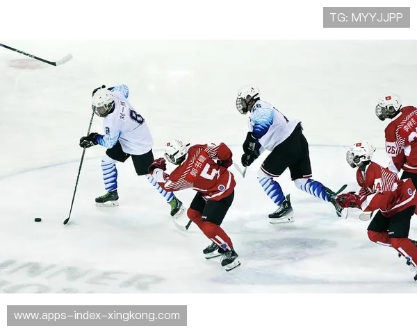 冰球队伍优化攻防转换速度，整队推进更流畅