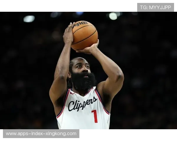 哈登赛季表现曲线回暖，合同谈判将受市场热度影响